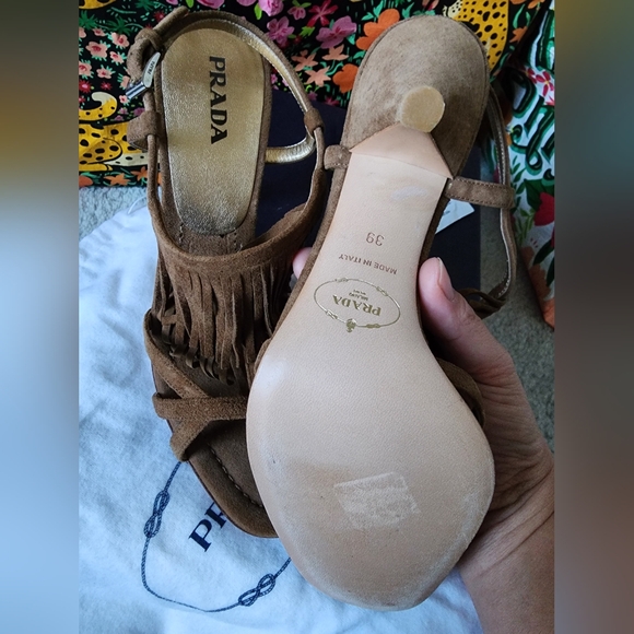 Prada brown suede fringe heels 39 ½ - Picture 3 of 5